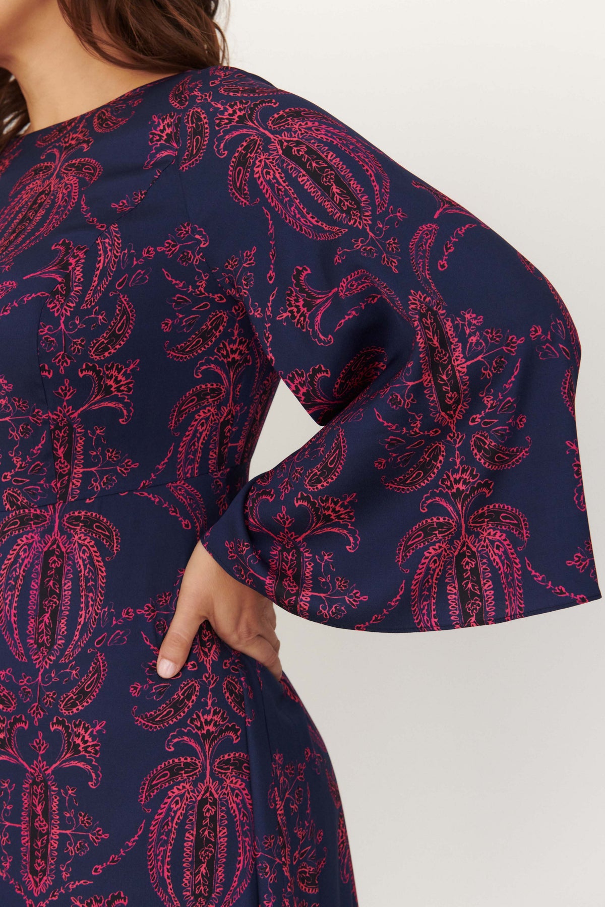 Lucrezia Bell Sleeve Dress